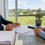 Jak kupić działkę od gminy bez przetargu